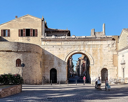 Arco di Fano